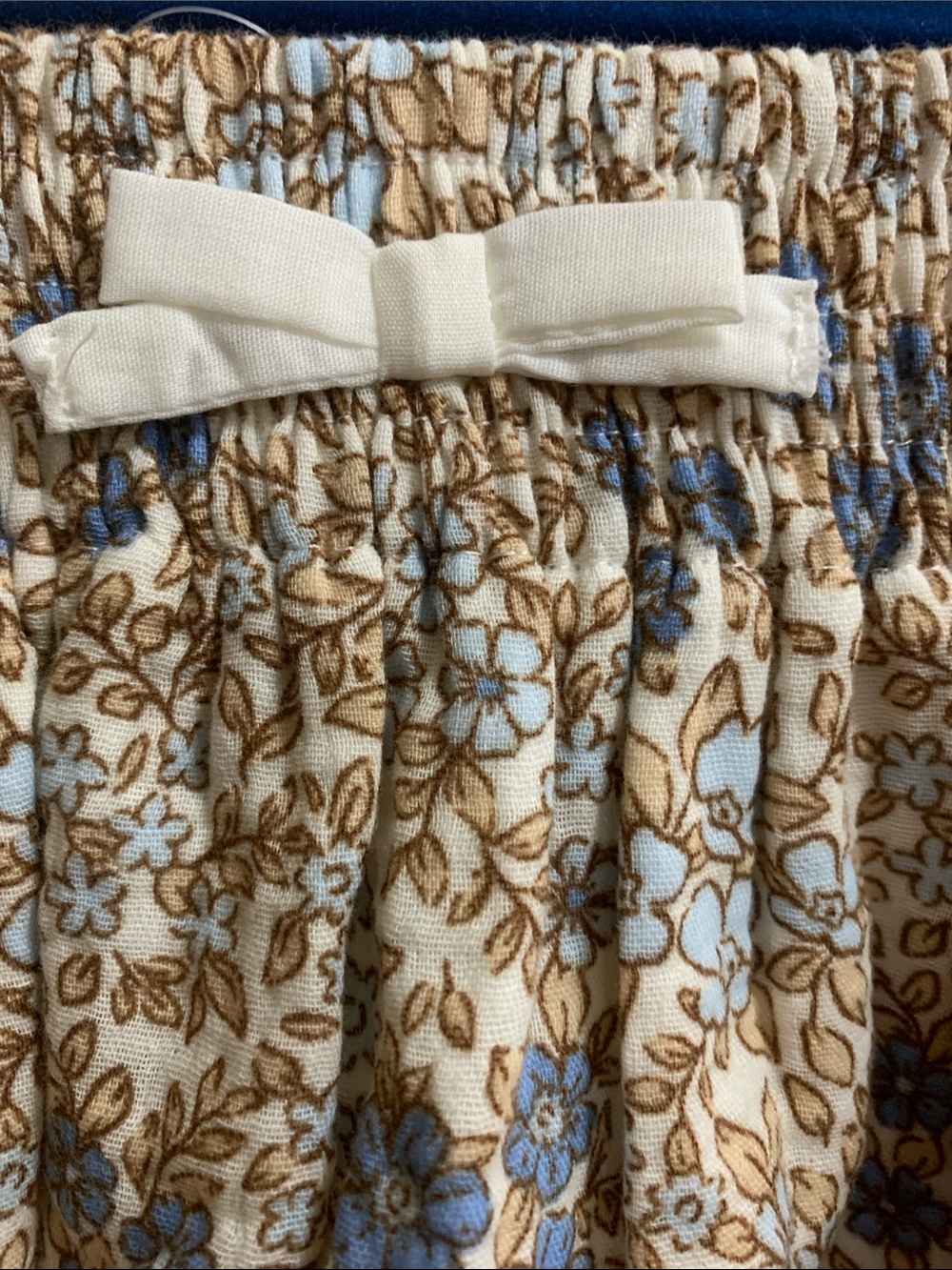 Cupcakes and Cashmere Kids Two PC Shirt & Skirt Set Size 5/6 Floral Blue Beige - Picture 4 of 9